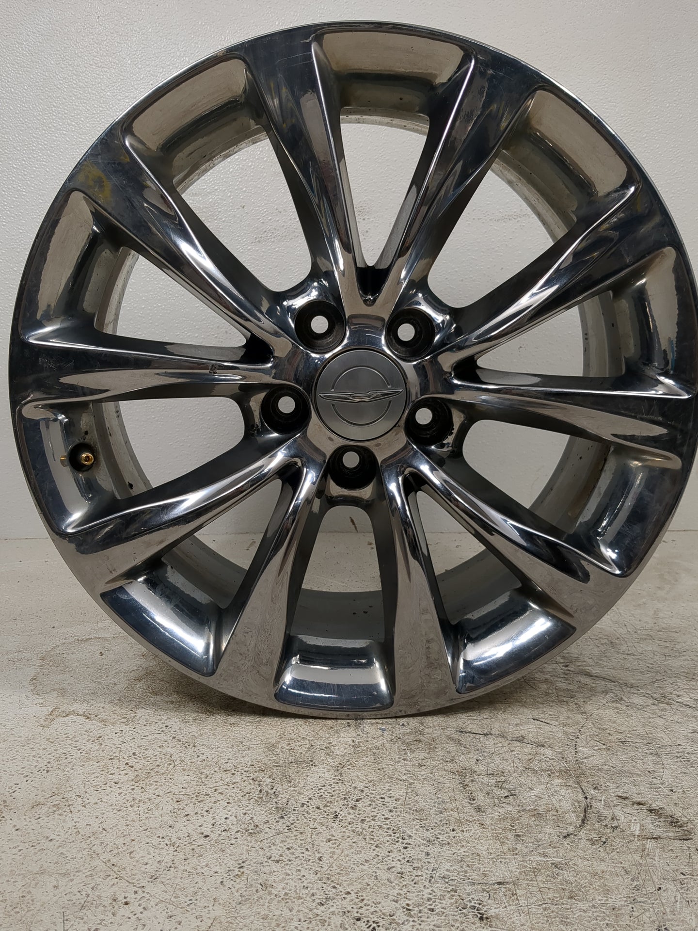 2015-2017 Chrysler 200 Oem Wheel Rim - Oemusedautoparts1.com