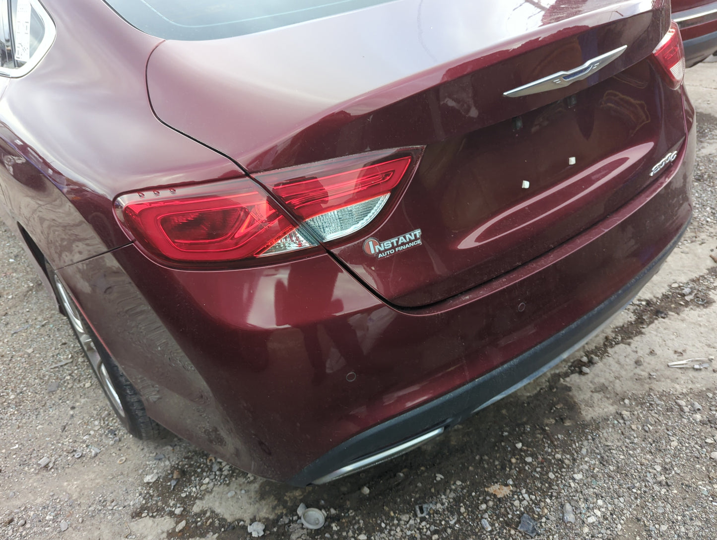 2015-2017 Chrysler 200 Rear Bumper Assembly Oem - Oemusedautoparts1.com