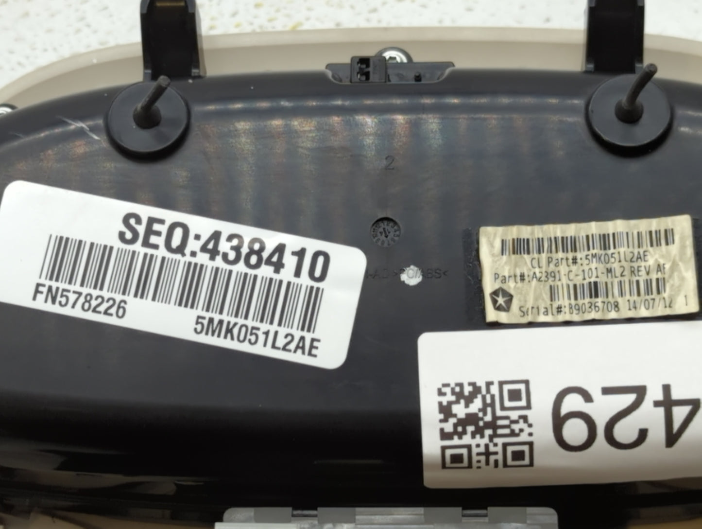 2015 Chrysler 200 Overhead Roof Console Light Beige - Oemusedautoparts1.com