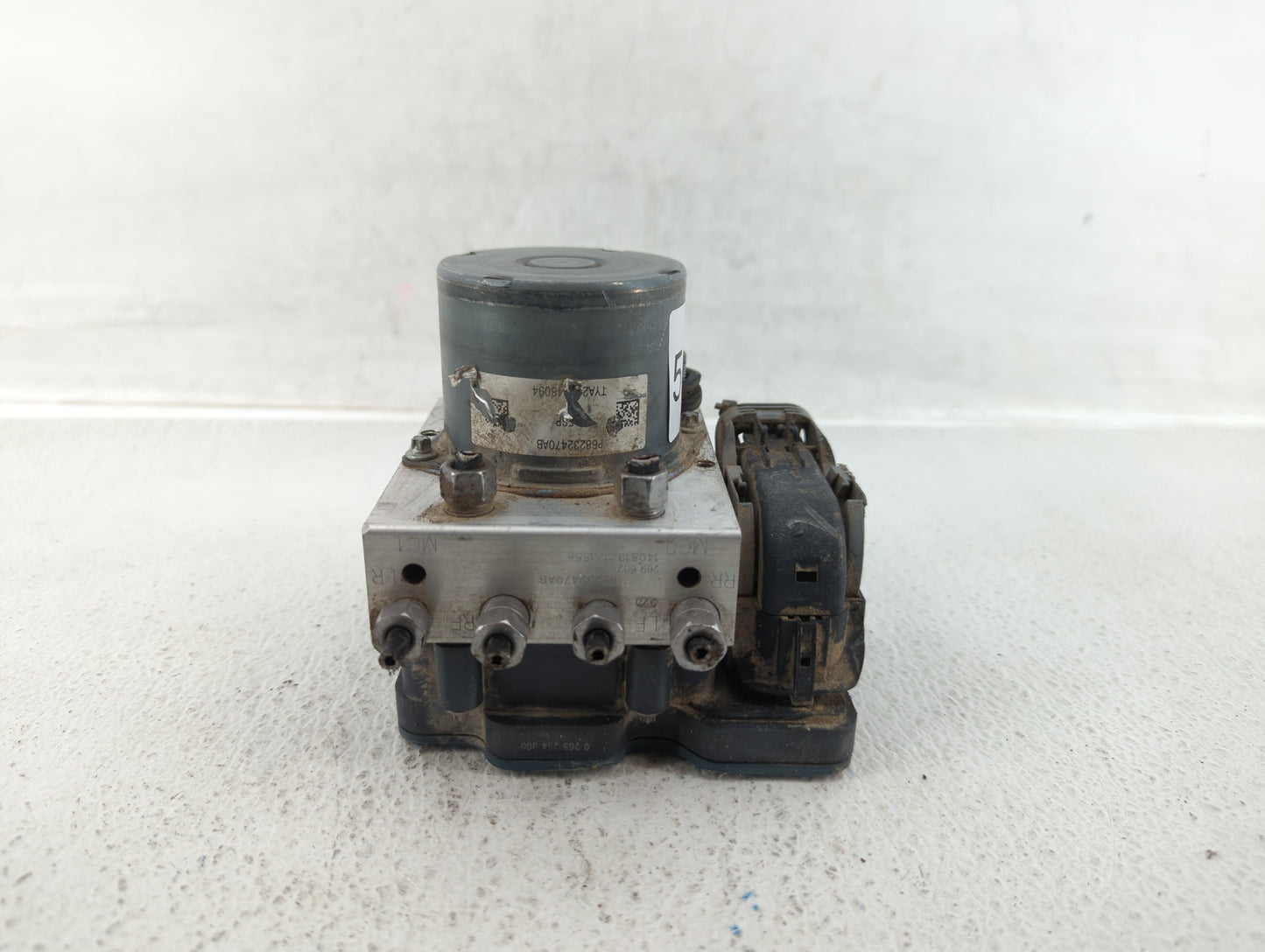 2015 Chrysler 200 ABS Pump Control Module Replacement P/N:P68232470AB 68232470AB, TYA107460841 Fits OEM Used Auto Parts - Oe
