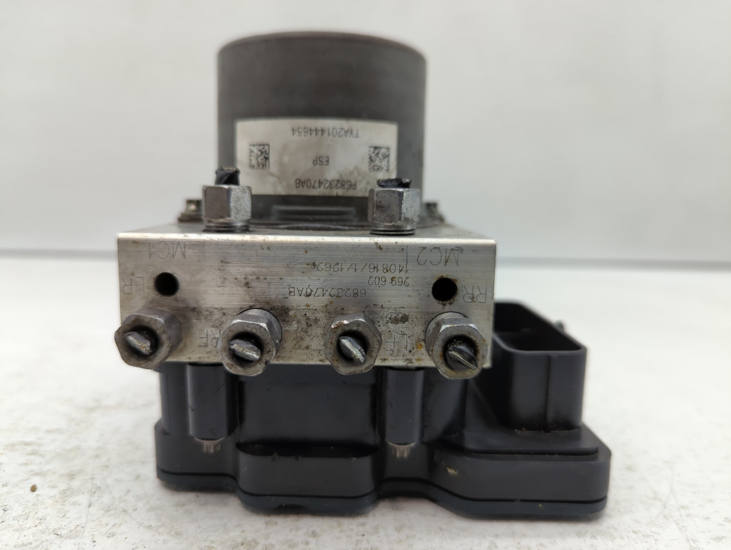 2015 Chrysler 200 ABS Pump Control Module Replacement P/N:68232470AB Fits OEM Used Auto Parts - Oemusedautoparts1.com