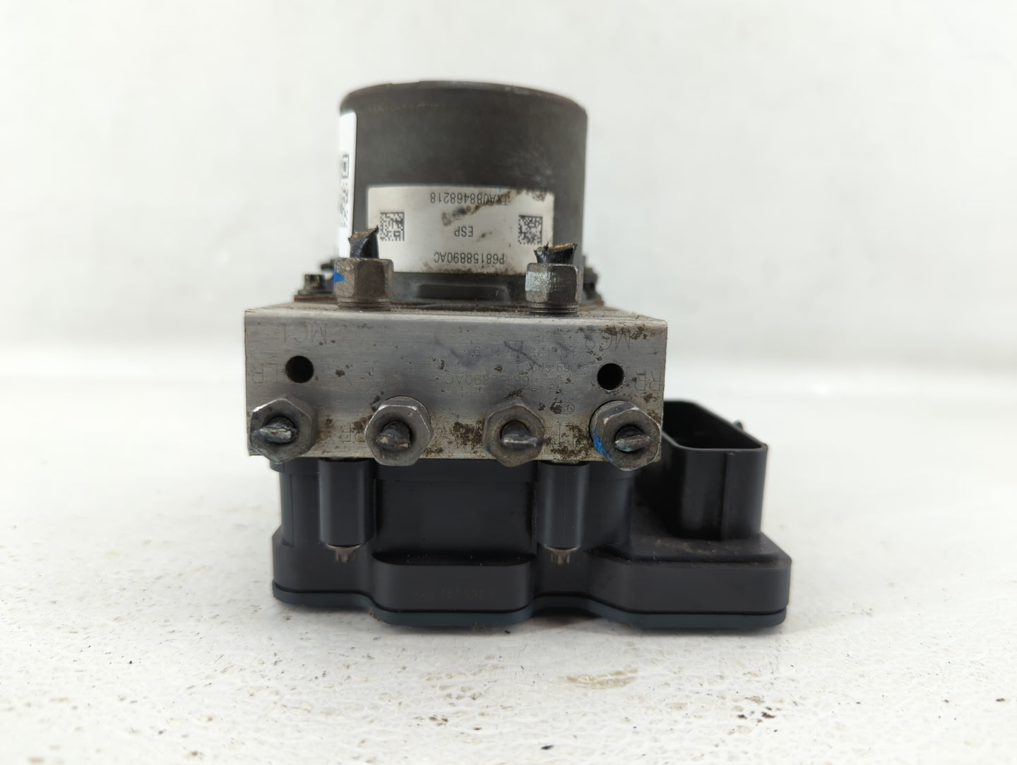 2015 Chrysler 200 ABS Pump Control Module Replacement P/N:P68158890AC Fits OEM Used Auto Parts - Oemusedautoparts1.com