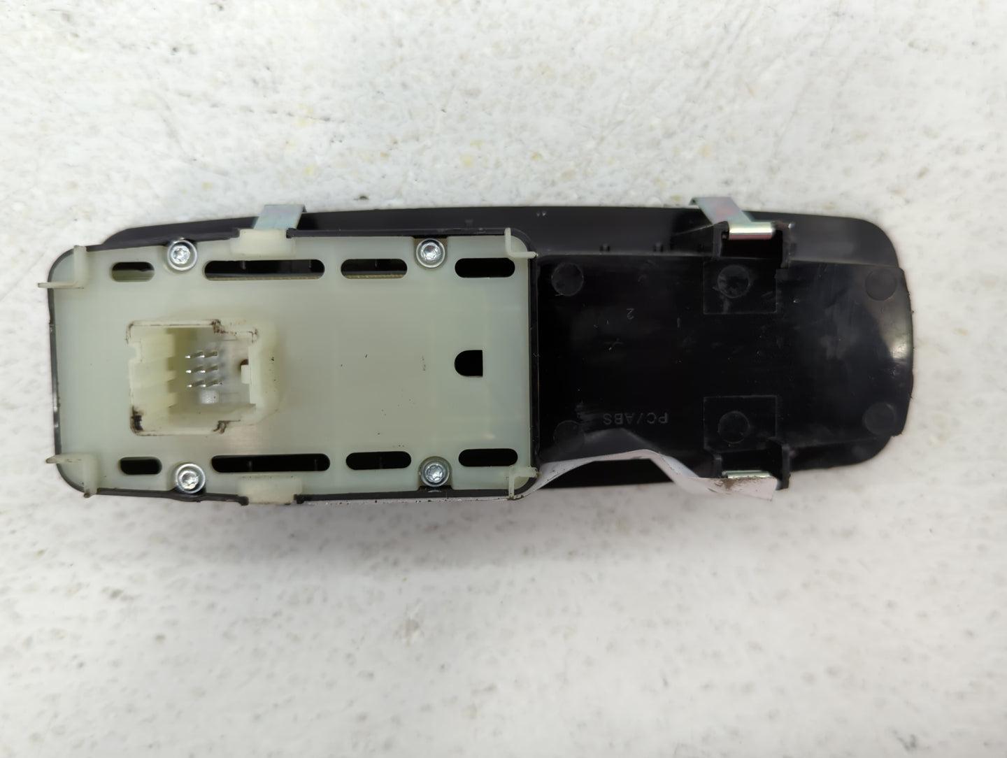 2015 Chrysler 200 Passenger Right Power Window Switch 10123676 - Oemusedautoparts1.com