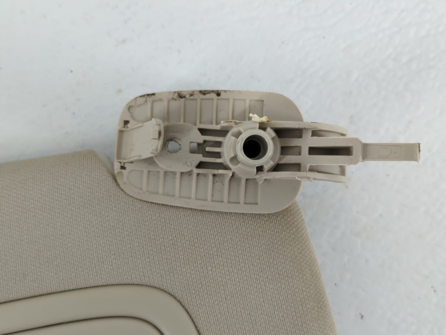 2015 Chrysler 200 Sun Visor Shade Replacement Passenger Right Mirror Fits OEM Used Auto Parts - Oemusedautoparts1.com