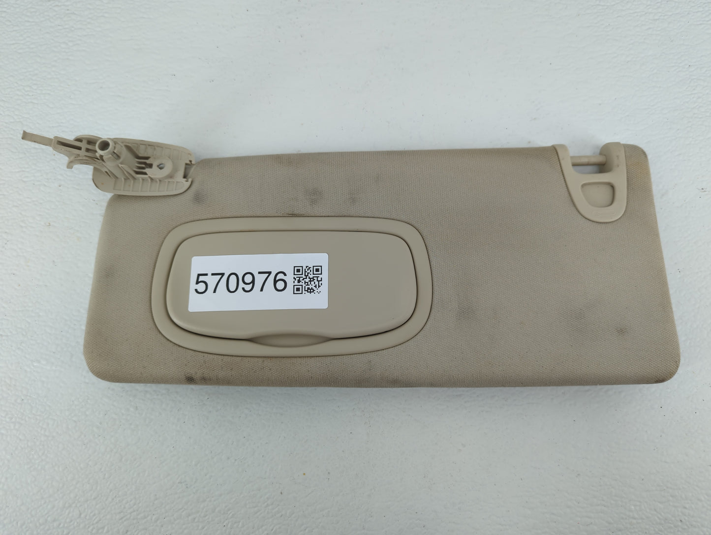 2015 Chrysler 200 Sun Visor Shade Replacement Driver Left Mirror Fits OEM Used Auto Parts - Oemusedautoparts1.com