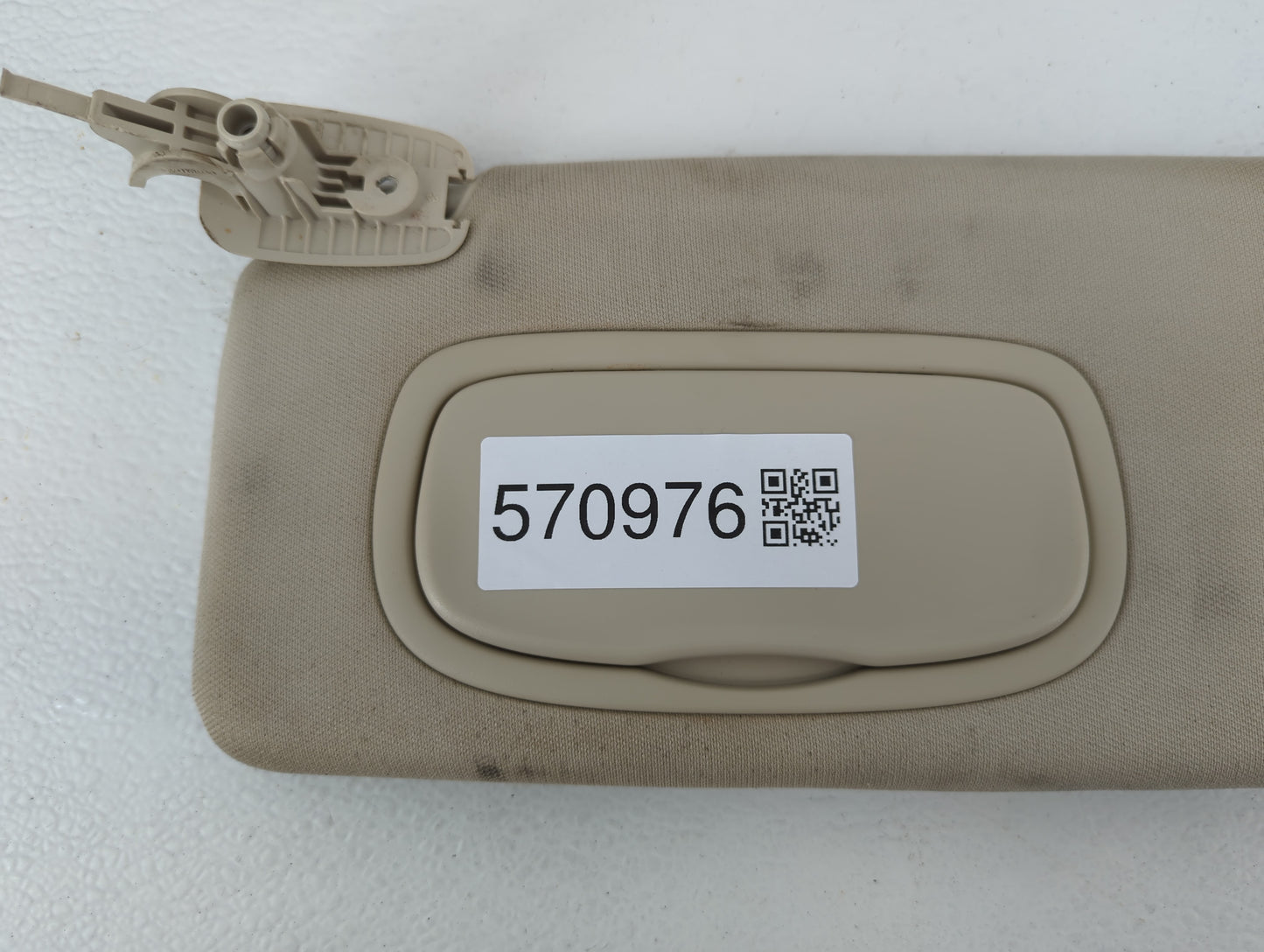 2015 Chrysler 200 Sun Visor Shade Replacement Driver Left Mirror Fits OEM Used Auto Parts - Oemusedautoparts1.com