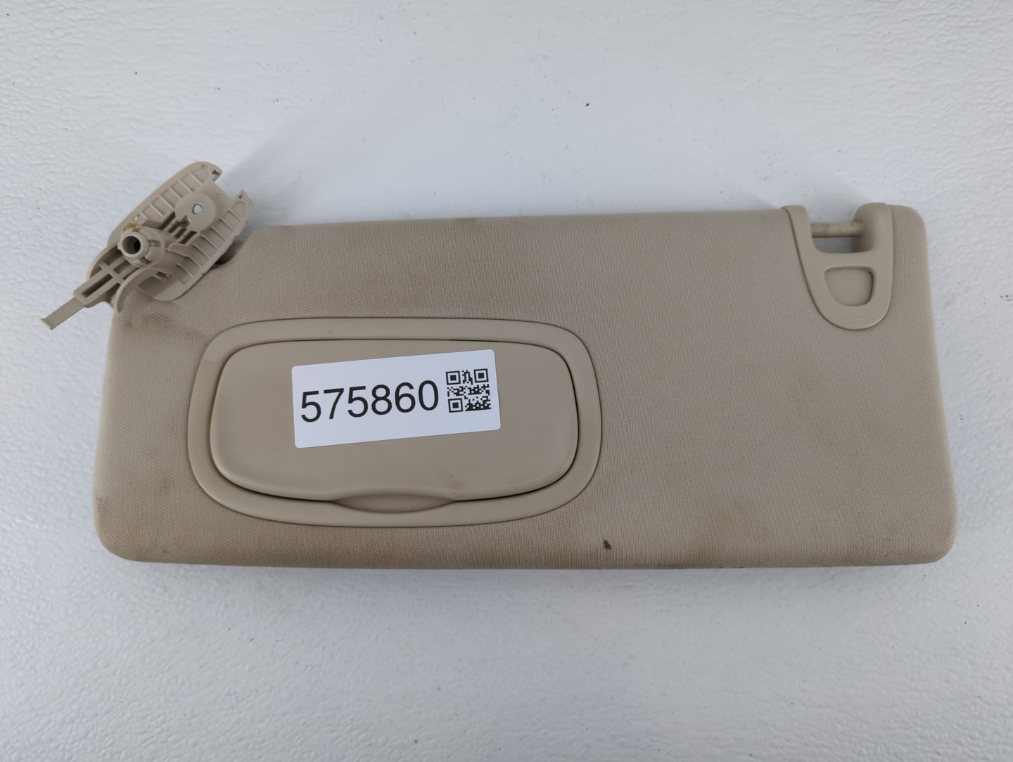 2015 Chrysler 200 Sun Visor Shade Replacement Driver Left Mirror Fits OEM Used Auto Parts - Oemusedautoparts1.com