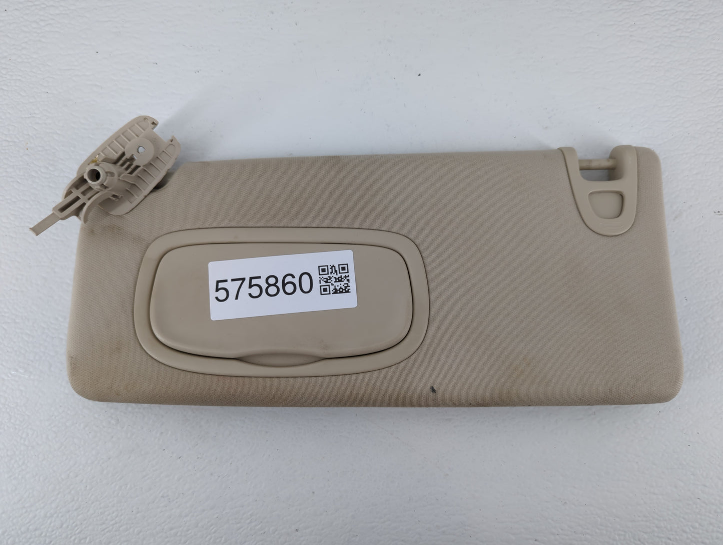 2015 Chrysler 200 Sun Visor Shade Replacement Driver Left Mirror Fits OEM Used Auto Parts - Oemusedautoparts1.com
