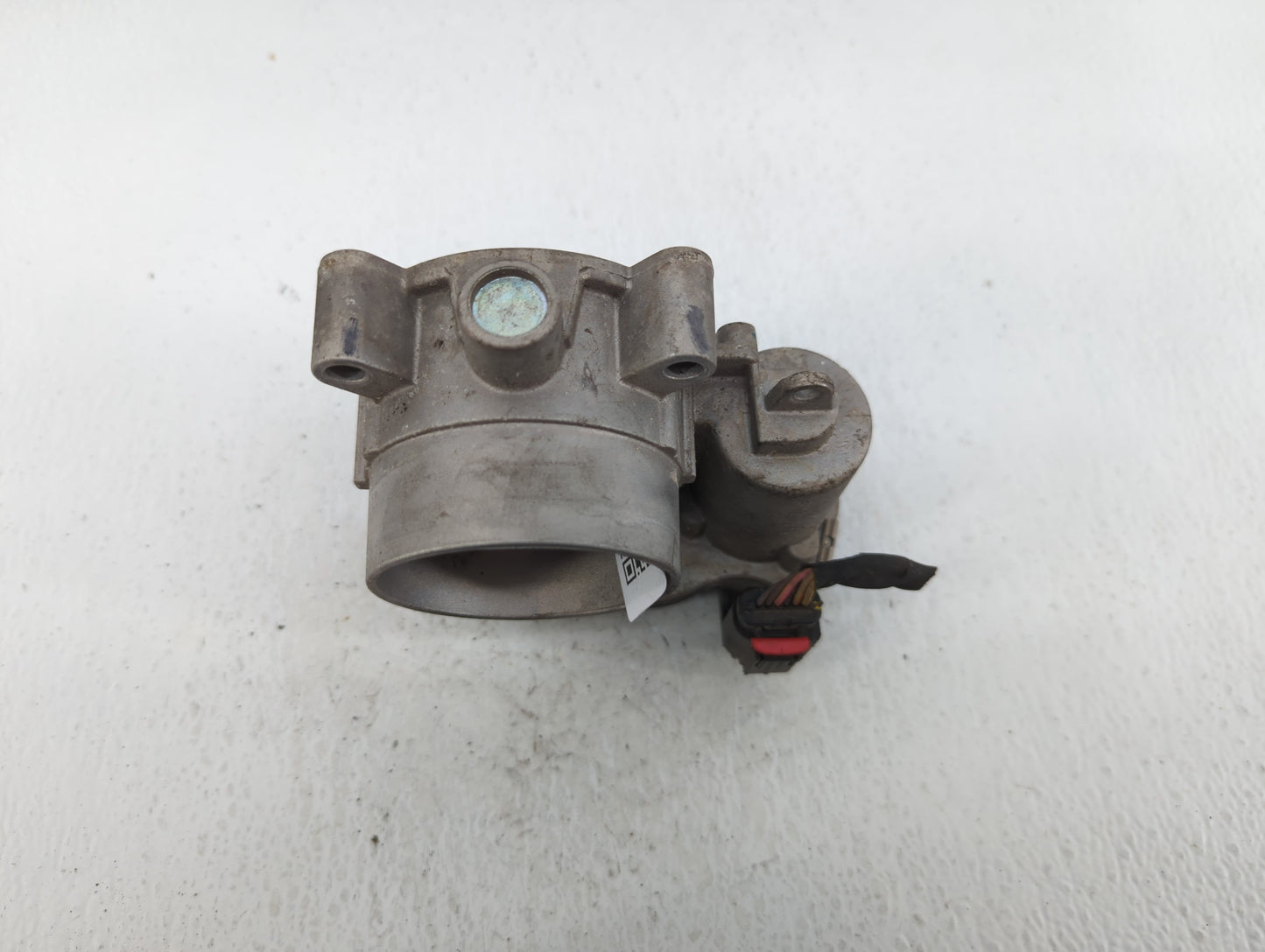 2015-2017 Chrysler 200 Throttle Body P/N:04891970 B Fits Fits 2014 2015 2016 2017 2018 2019 2020 2021 2022 OEM Used Auto Par