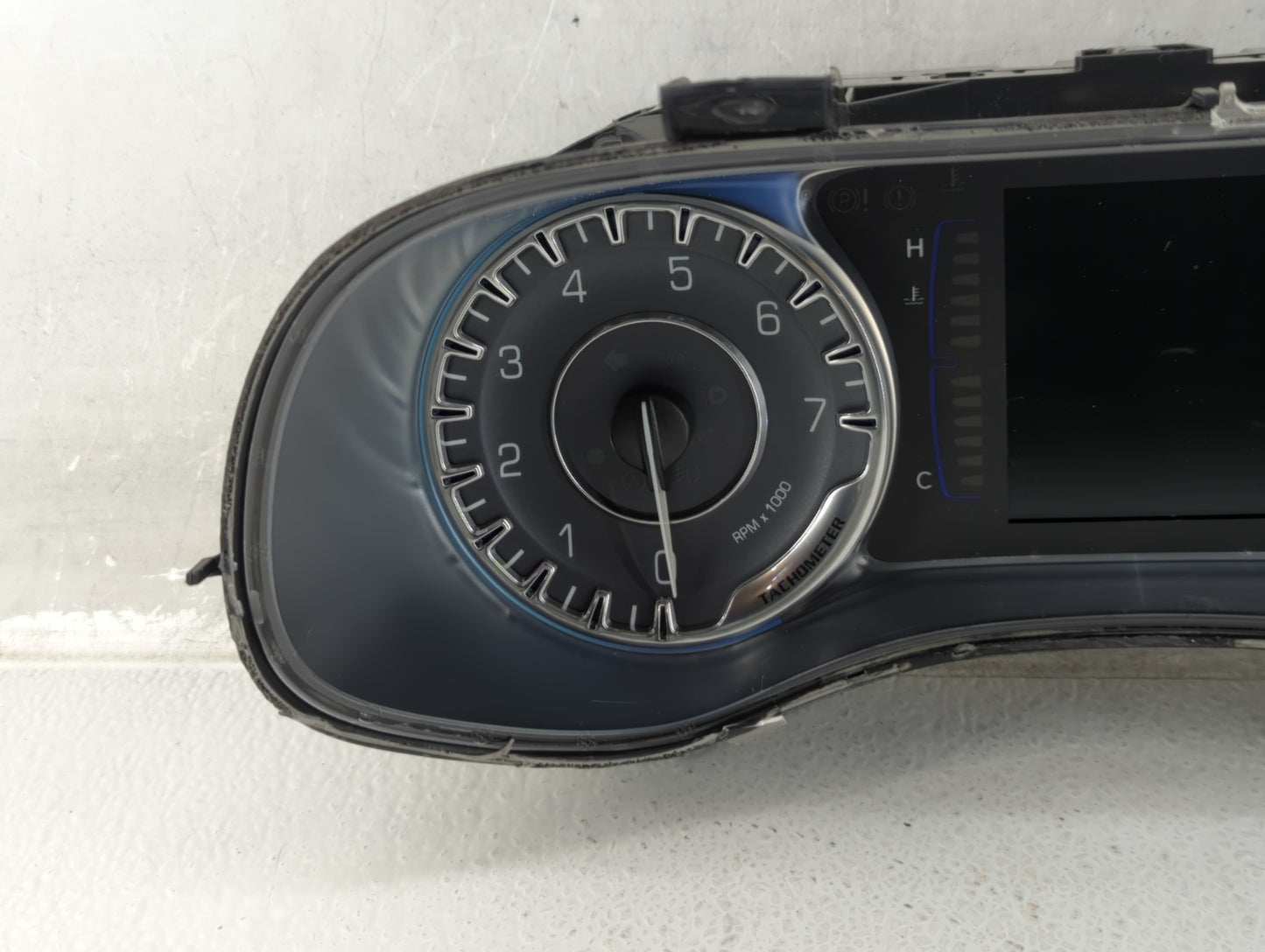 2015 Chrysler 200 Instrument Cluster Speedometer Gauges P/N:897AI P68105897AI Fits OEM Used Auto Parts - Oemusedautoparts1.c