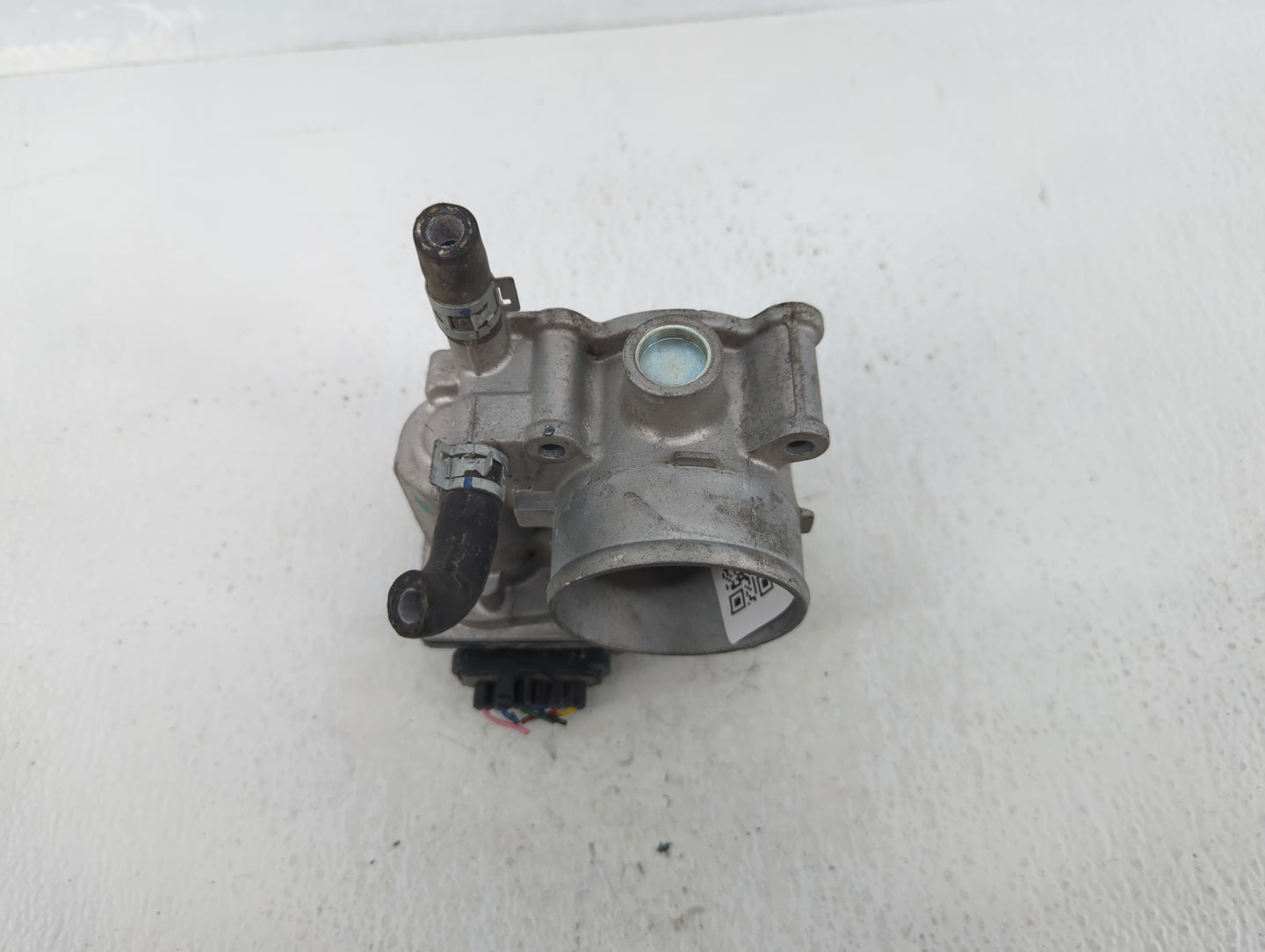 2015-2017 Chrysler 200 Throttle Body P/N:22030-37060 Fits Fits 2014 2015 2016 2017 2018 2019 2020 2021 2022 OEM Used Auto Pa