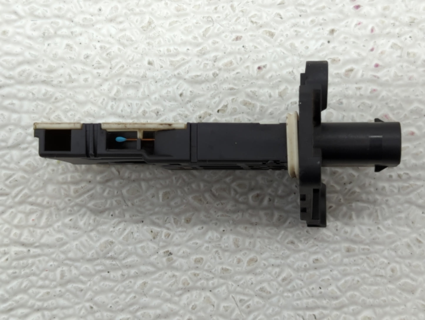 2015-2017 Chrysler 200 Mass Air Flow Meter Maf - Oemusedautoparts1.com