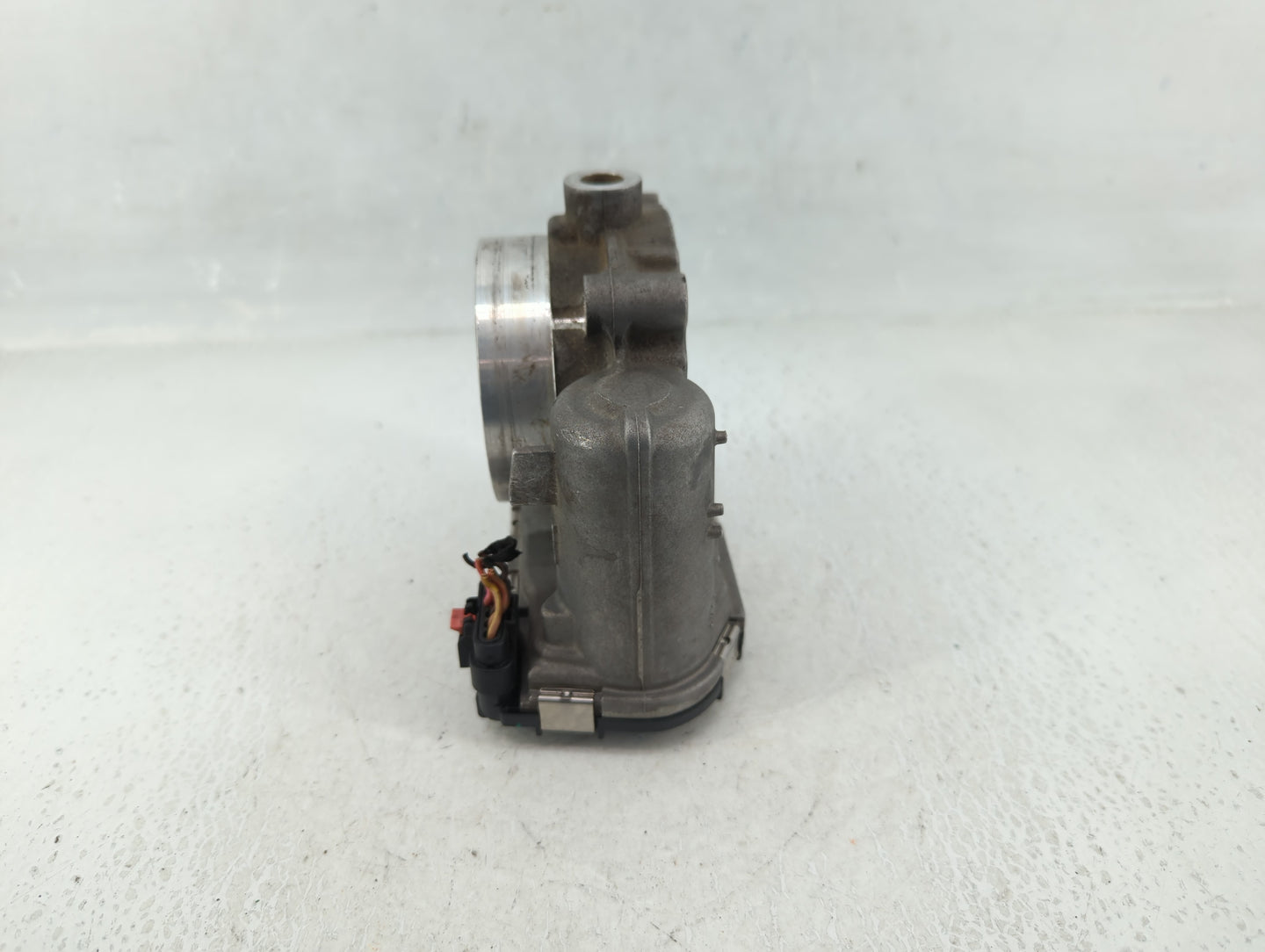 2011-2017 Chrysler 200 Throttle Body P/N:05184349AC Fits Fits 2011 2012 2013 2014 2015 2016 2017 2018 2019 2020 2021 2022 OE