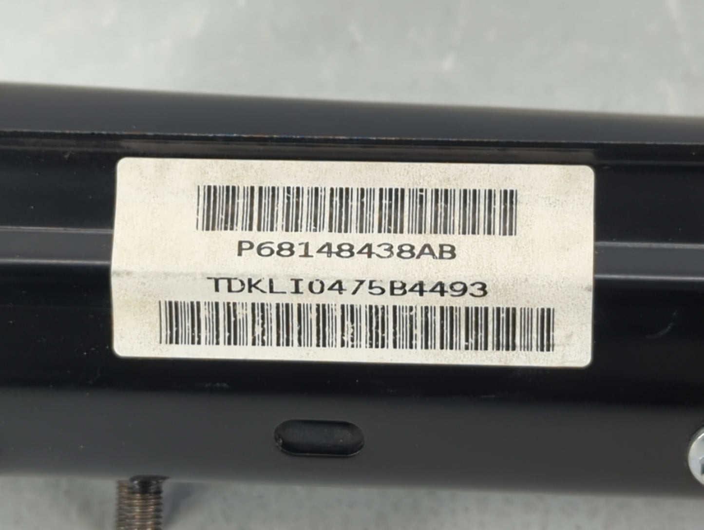 2015-2017 Chrysler 200 Air Bag Driver Left Knee OEM P/N:P68148438AB Fits Fits 2015 2016 2017 OEM Used Auto Parts - Oemusedau