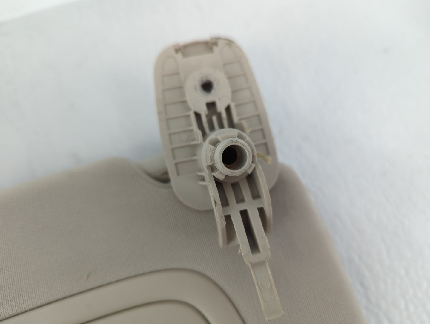 2015 Chrysler 200 Sun Visor Shade Replacement Passenger Right Mirror Fits OEM Used Auto Parts - Oemusedautoparts1.com