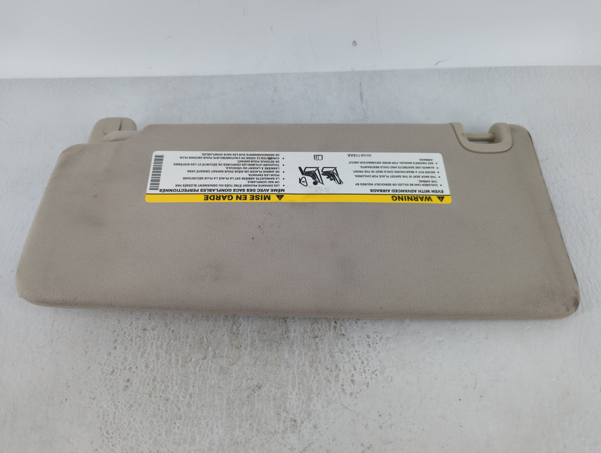 2015 Chrysler 200 Sun Visor Shade Replacement Passenger Right Mirror Fits OEM Used Auto Parts - Oemusedautoparts1.com