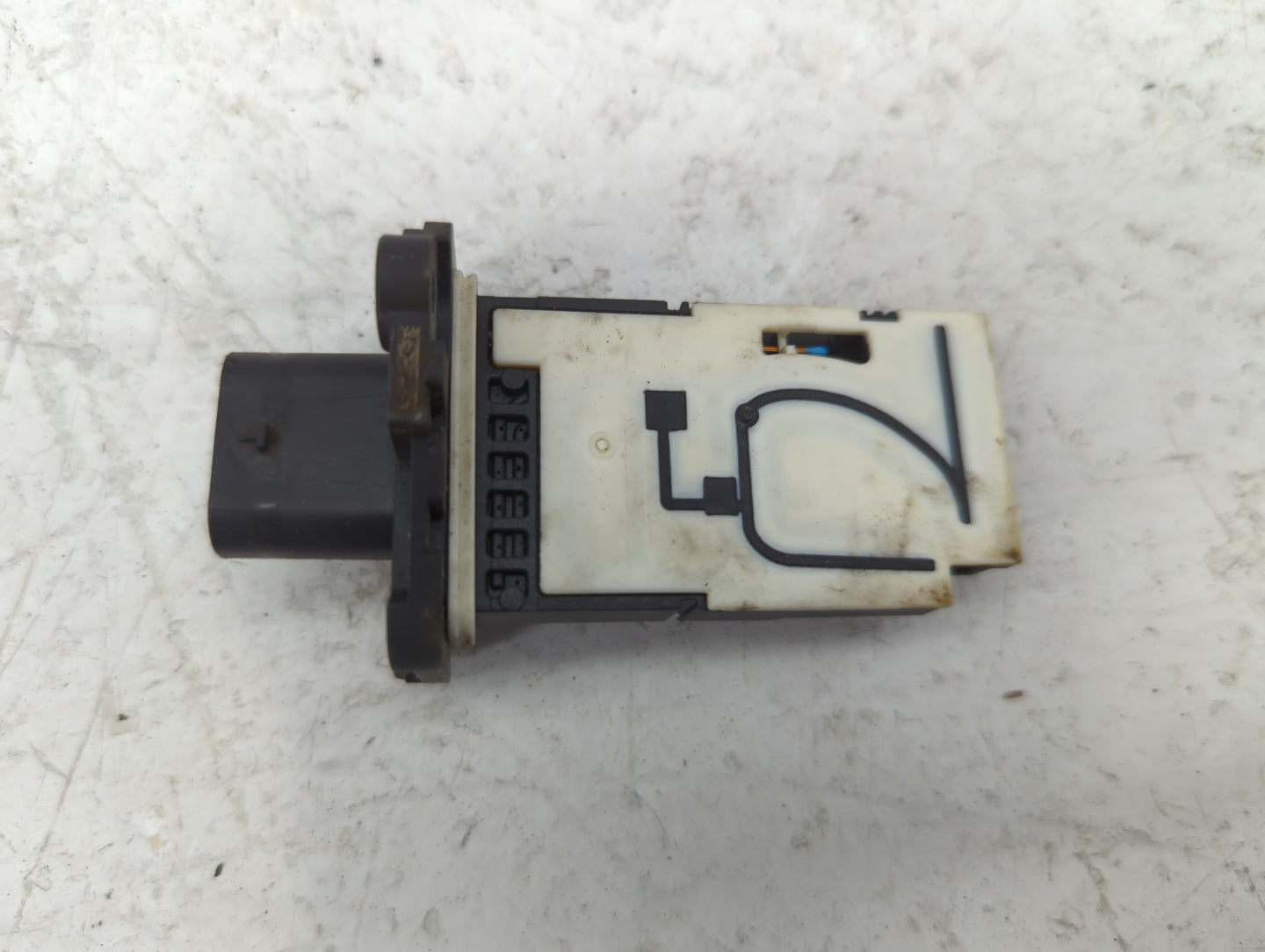 2015-2017 Chrysler 200 Mass Air Flow Meter Maf - Oemusedautoparts1.com