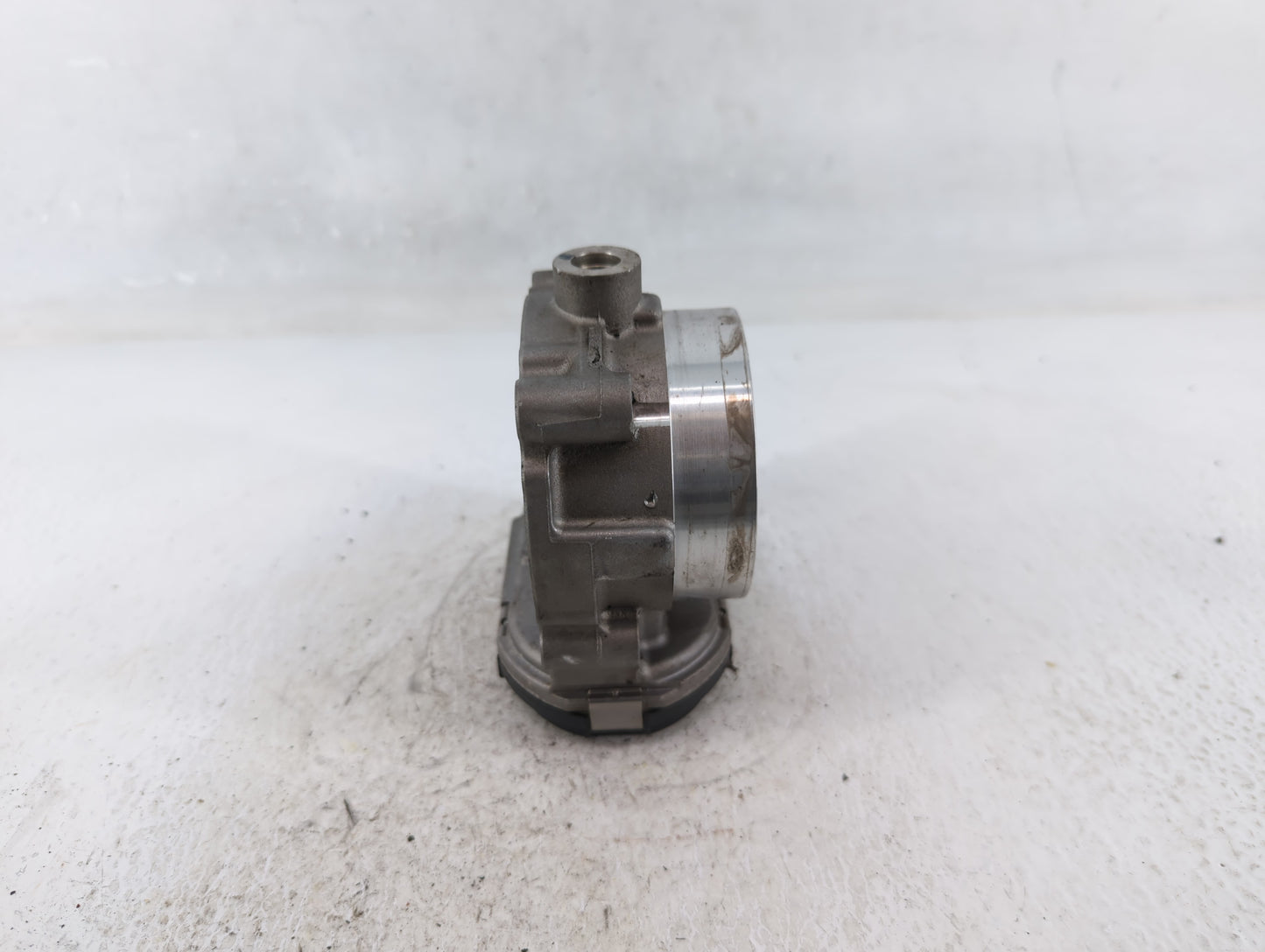 2011-2017 Chrysler 200 Throttle Body P/N:05184349AC Fits Fits 2011 2012 2013 2014 2015 2016 2017 2018 2019 2020 2021 2022 OE