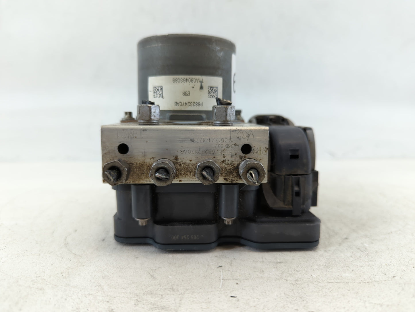 2015 Chrysler 200 ABS Pump Control Module Replacement P/N:P68232470AB Fits OEM Used Auto Parts - Oemusedautoparts1.com