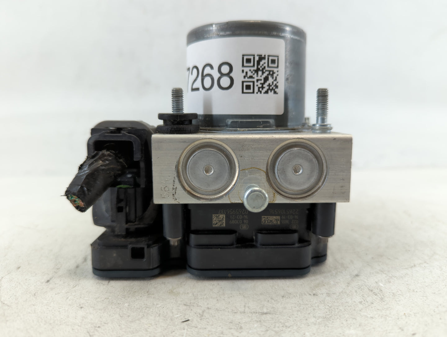 2015 Chrysler 200 ABS Pump Control Module Replacement P/N:P68232470AB Fits OEM Used Auto Parts - Oemusedautoparts1.com