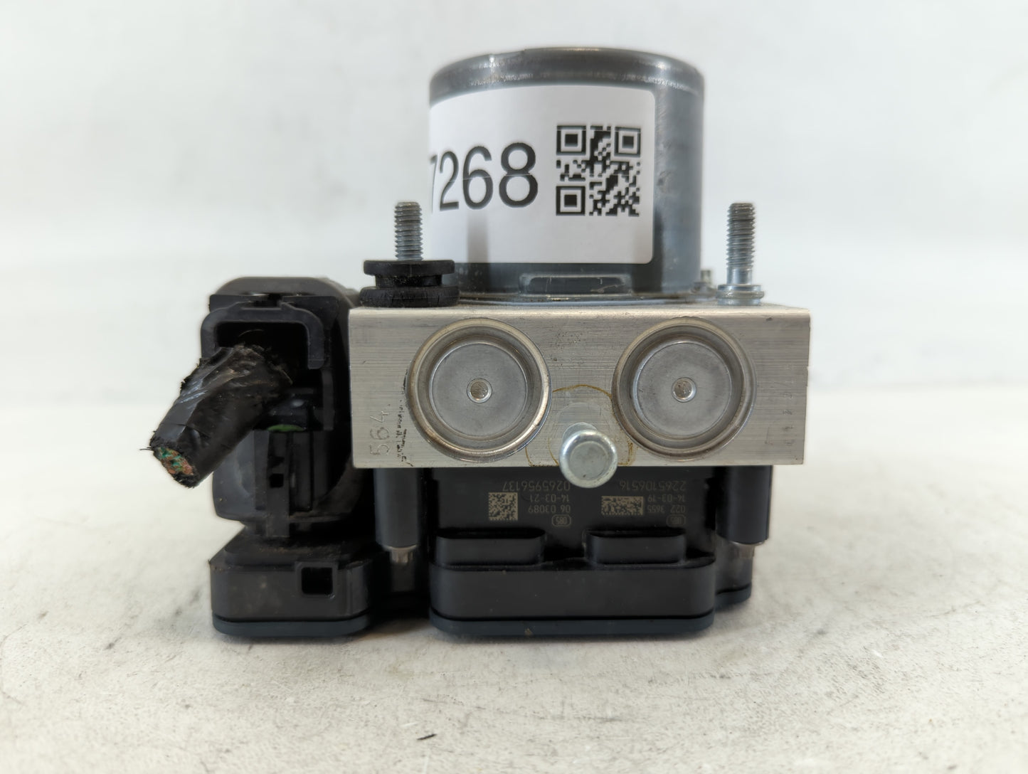2015 Chrysler 200 ABS Pump Control Module Replacement P/N:P68232470AB Fits OEM Used Auto Parts - Oemusedautoparts1.com