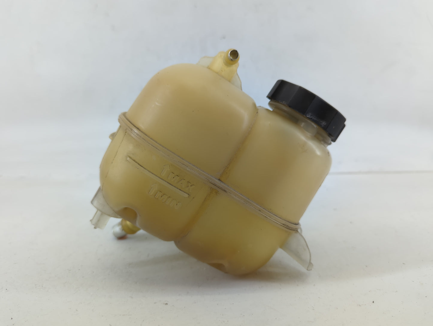 2015-2017 Chrysler 200 Radiator Coolant Overflow Expansion Tank Bottle - Oemusedautoparts1.com