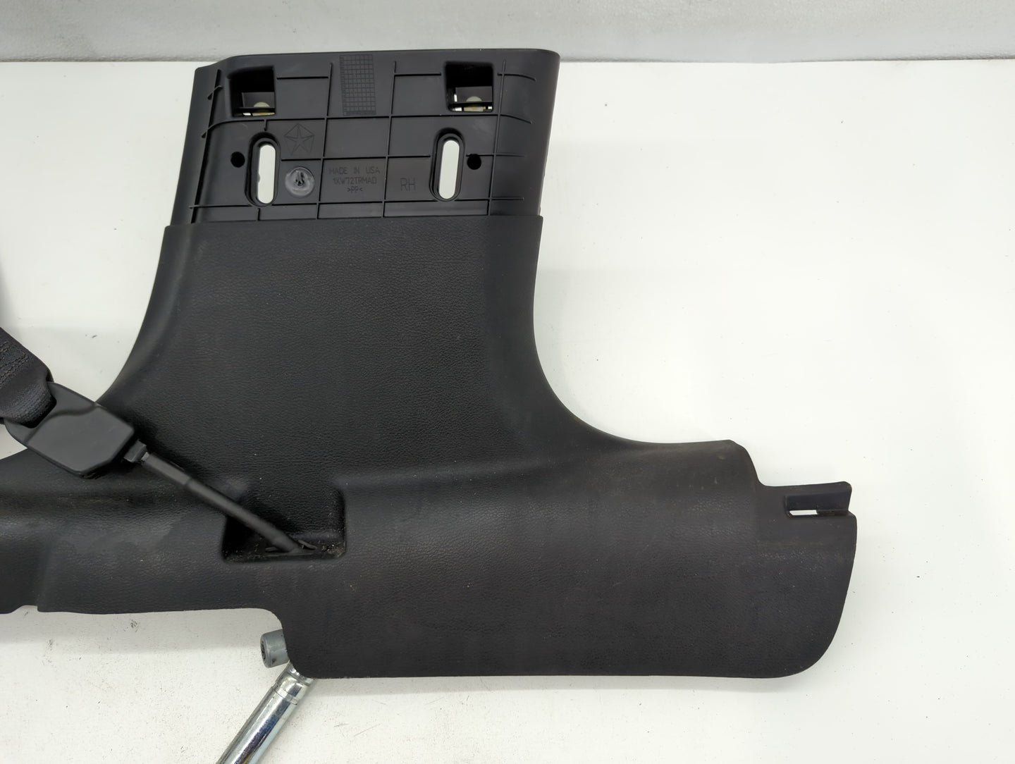 2015 Chrysler 200 Black Replacement Part - Oemusedautoparts1.com