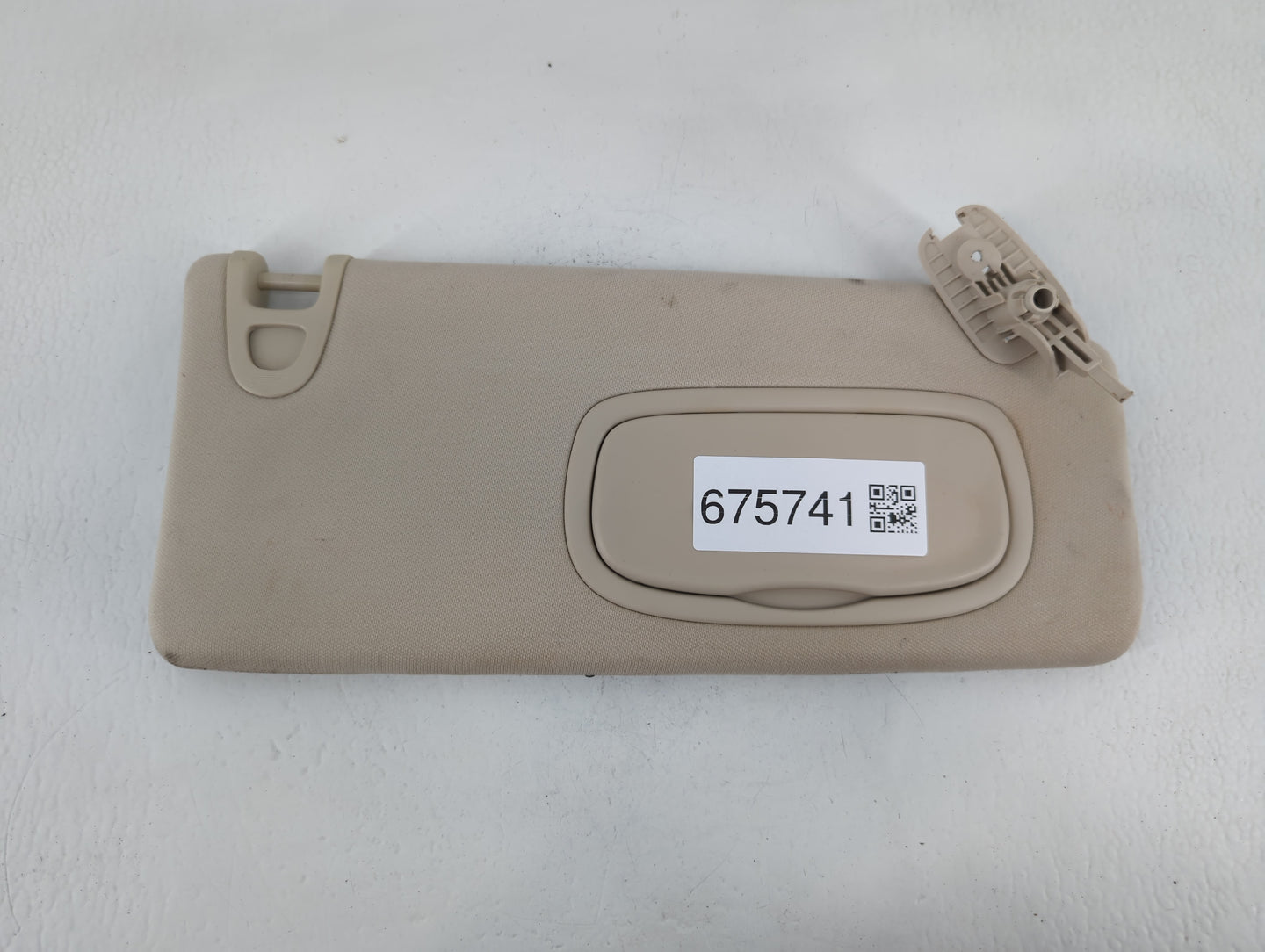 2015 Chrysler 200 Sun Visor Shade Replacement Driver Left Mirror Fits OEM Used Auto Parts - Oemusedautoparts1.com