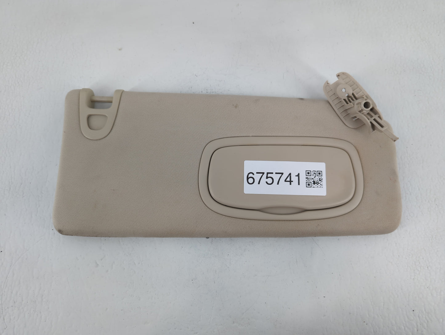 2015 Chrysler 200 Sun Visor Shade Replacement Driver Left Mirror Fits OEM Used Auto Parts - Oemusedautoparts1.com