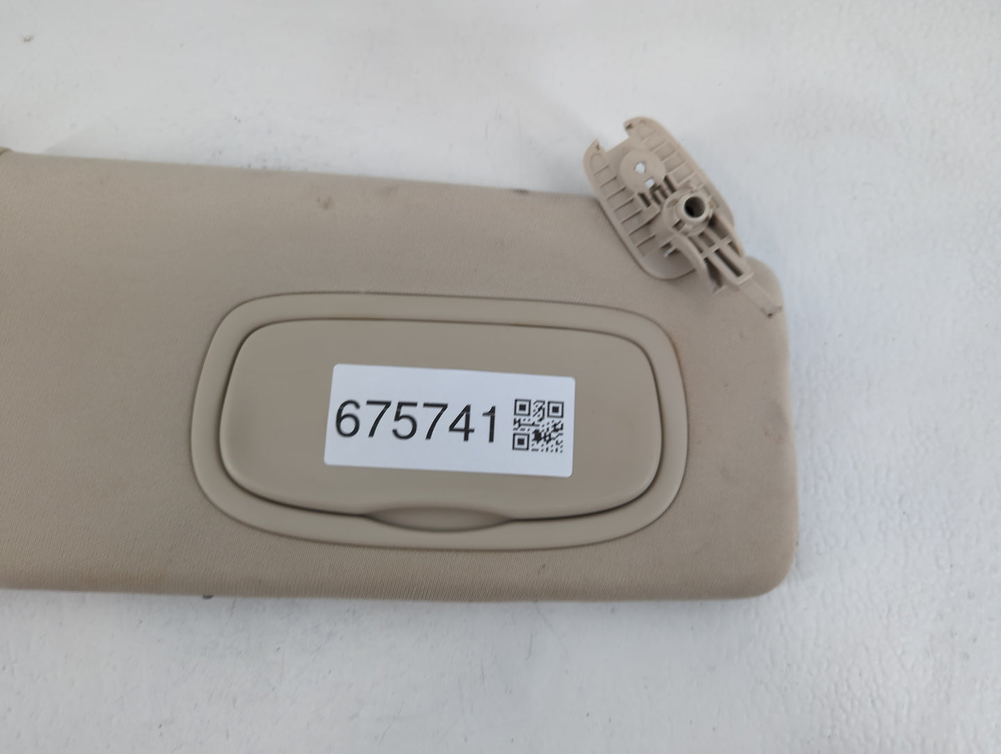 2015 Chrysler 200 Sun Visor Shade Replacement Driver Left Mirror Fits OEM Used Auto Parts - Oemusedautoparts1.com