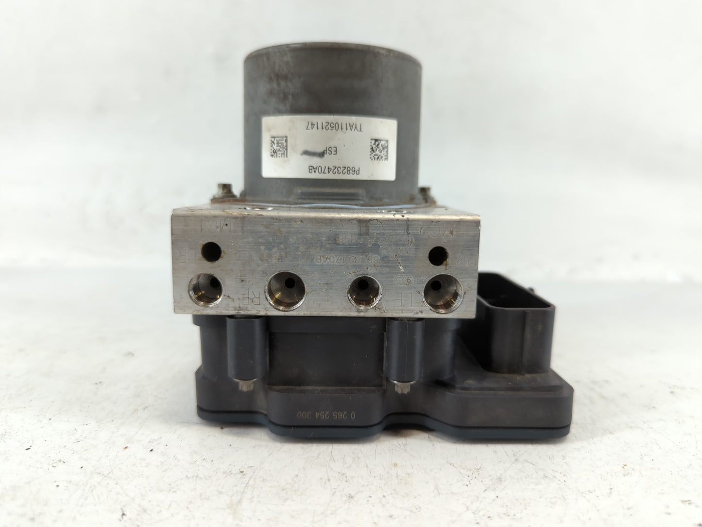 2015 Chrysler 200 ABS Pump Control Module Replacement P/N:P68232470AB Fits OEM Used Auto Parts - Oemusedautoparts1.com