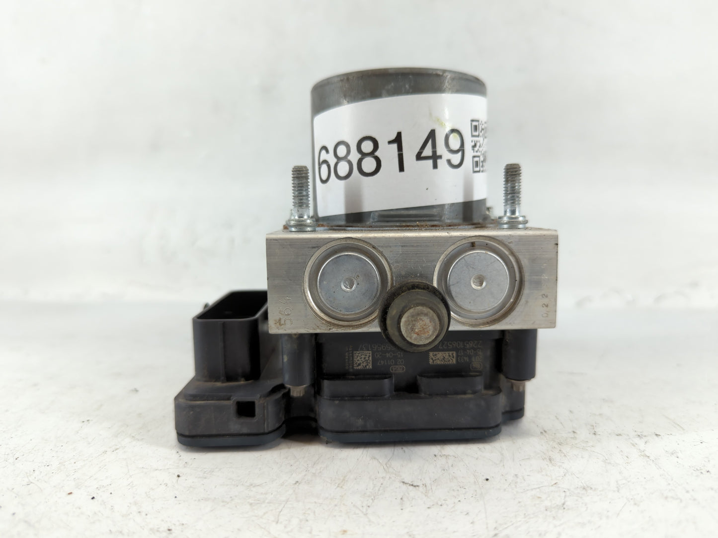 2015 Chrysler 200 ABS Pump Control Module Replacement P/N:P68232470AB Fits OEM Used Auto Parts - Oemusedautoparts1.com