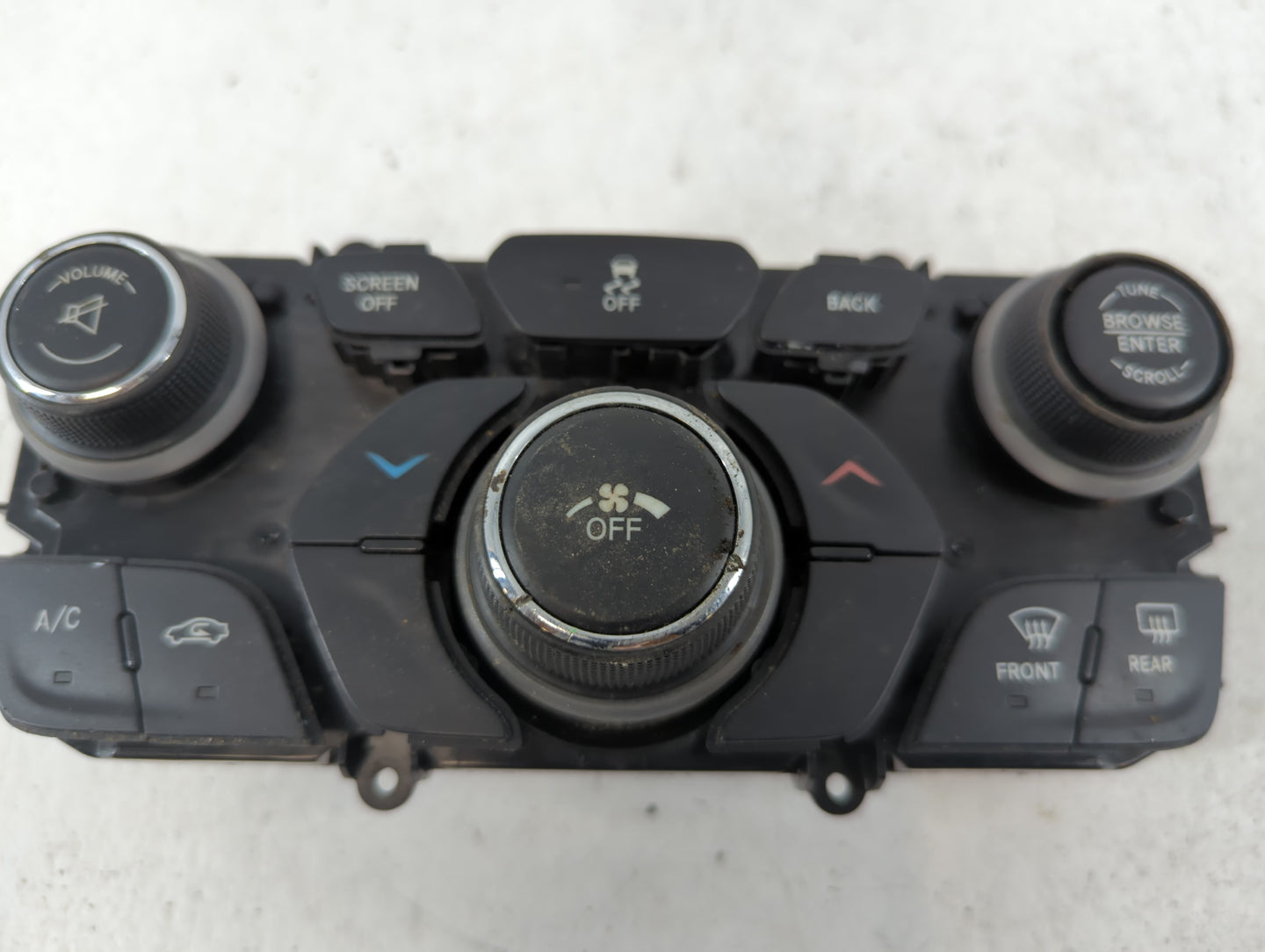 2015 Chrysler 200 Climate Control Module Temperature AC/Heater Replacement P/N:05091529AG FN598596, 647090 Fits OEM Used Aut