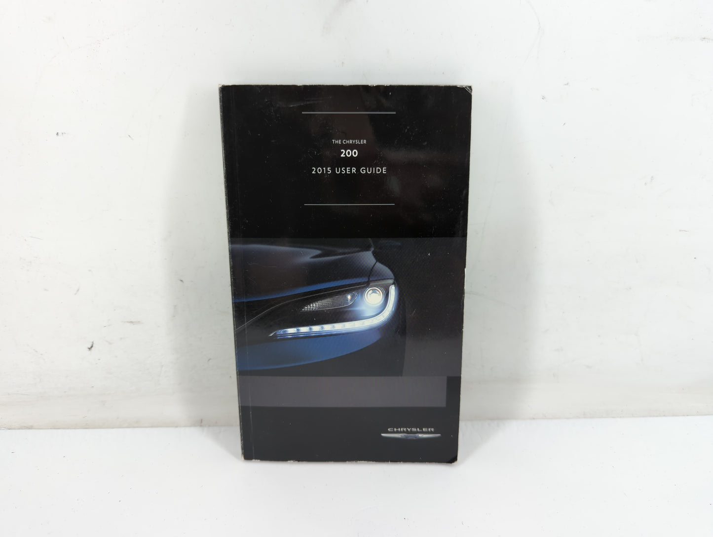 2015 Chrysler 200 Owners Manual Book Guide P/N:15UF-926-AA OEM Used Auto Parts - Oemusedautoparts1.com