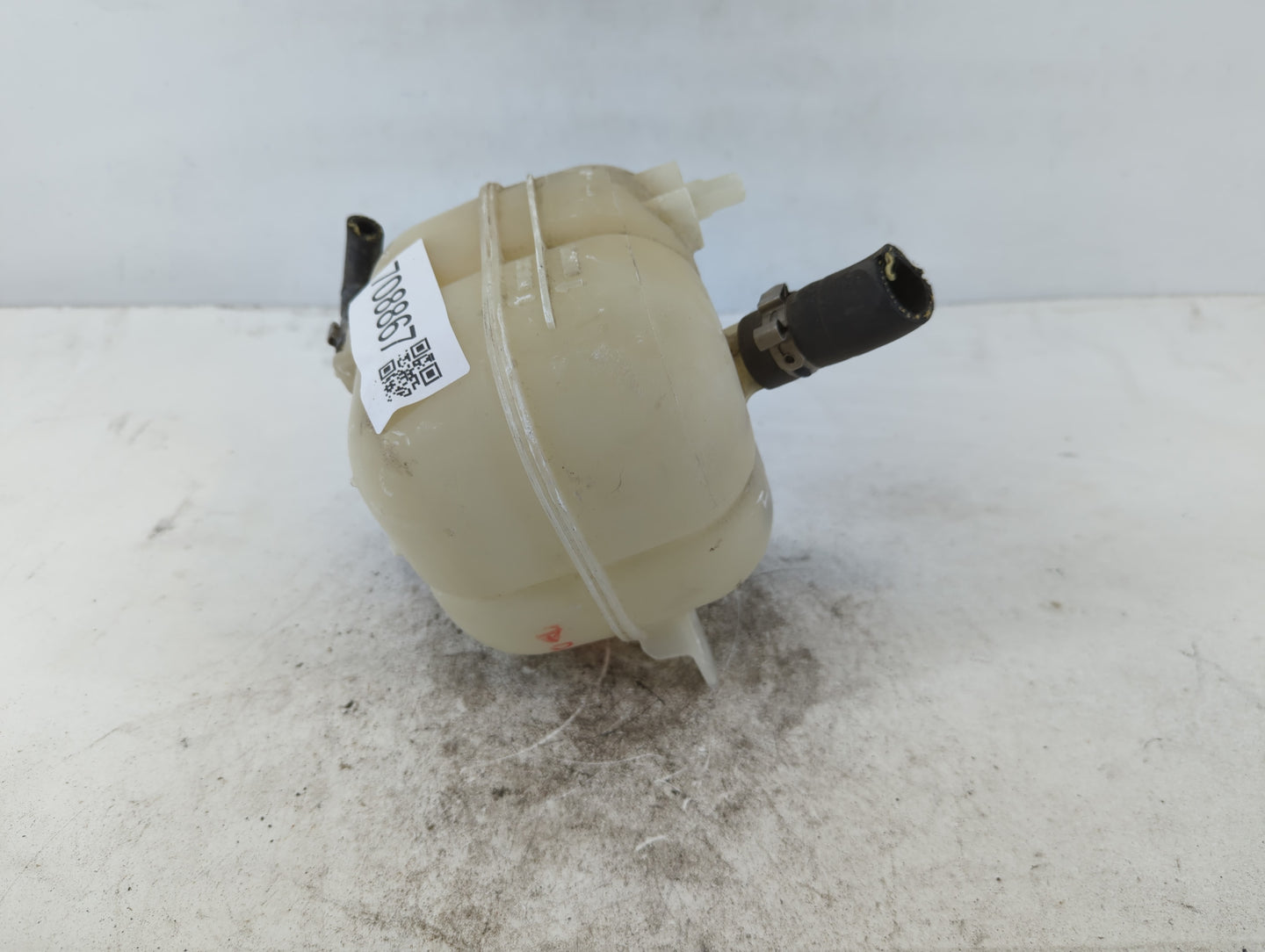 2015-2017 Chrysler 200 Windshield Washer Fluid Reservoir Bottle Oem - Oemusedautoparts1.com