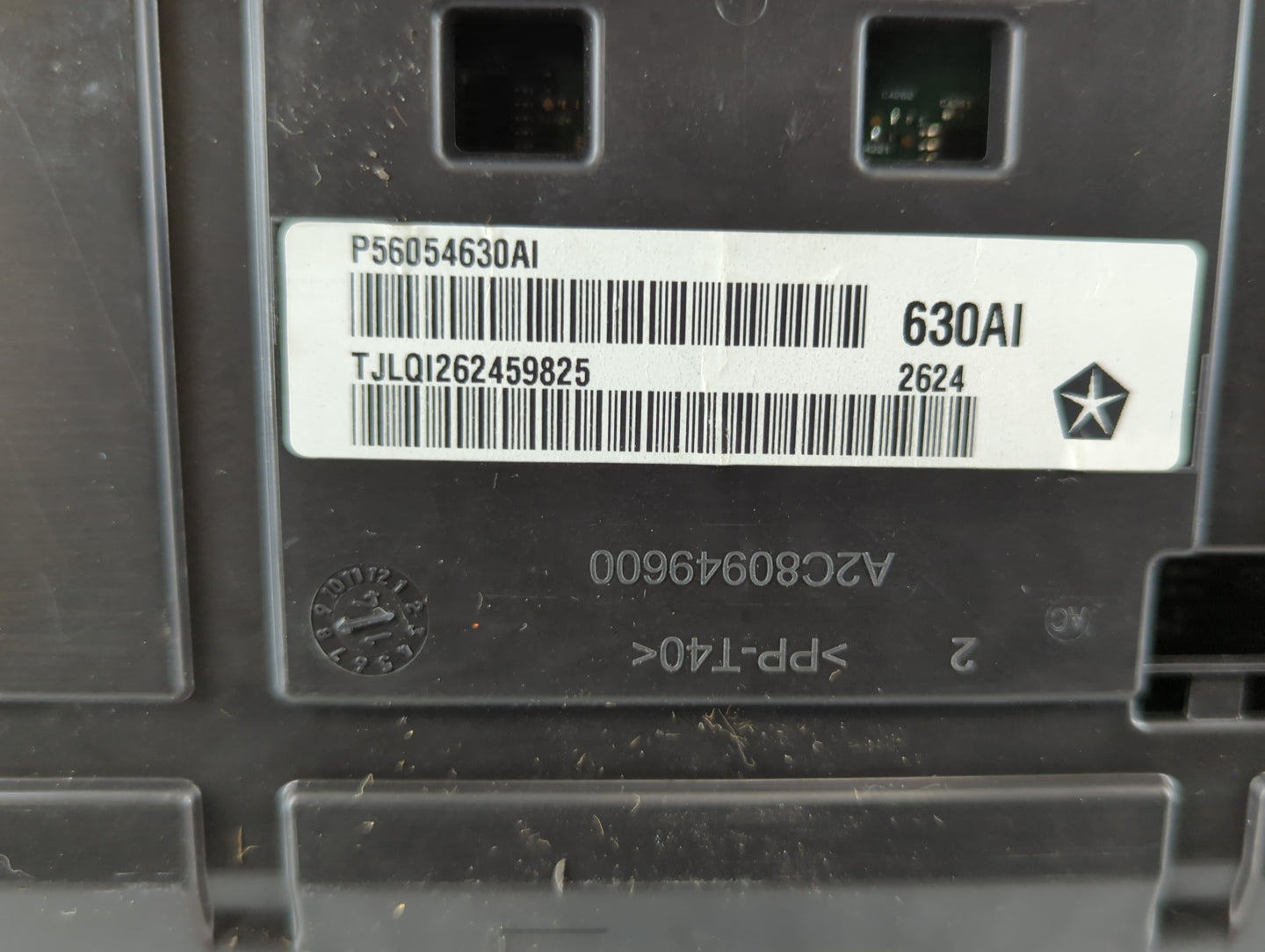 2015 Chrysler 200 Instrument Cluster Speedometer Gauges P/N:P56054630AJ P56054630AI Fits OEM Used Auto Parts - Oemusedautopa