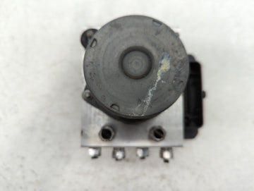 2015 Chrysler 200 ABS Pump Control Module Replacement P/N:P68232470AB Fits OEM Used Auto Parts
