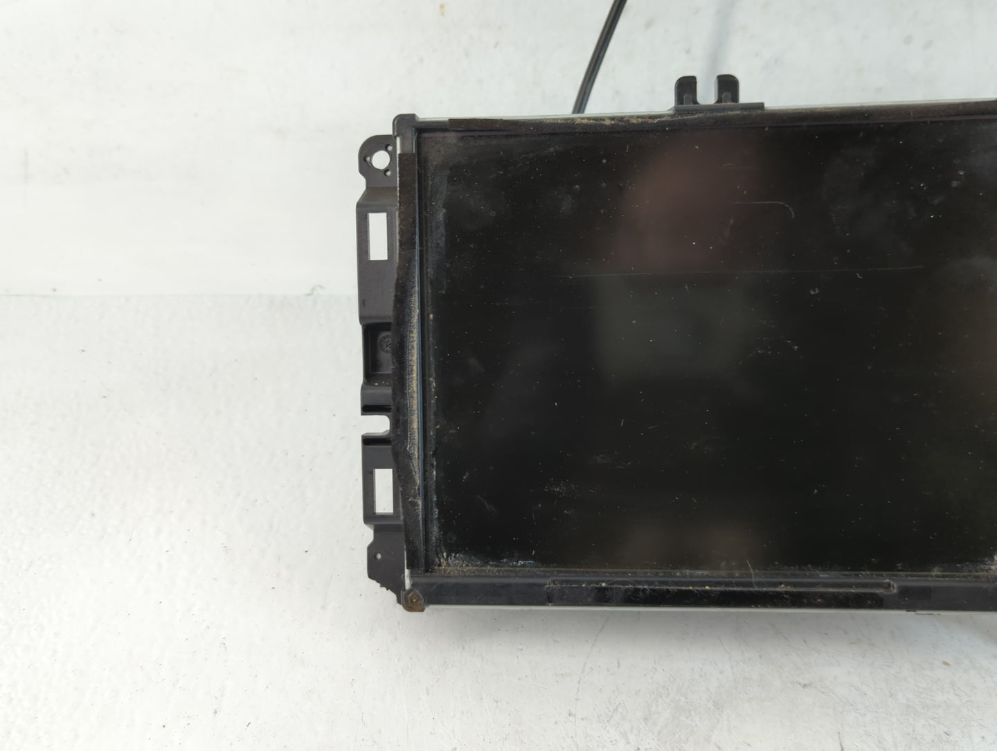 2015 Chrysler 200 Information Display Screen - Oemusedautoparts1.com