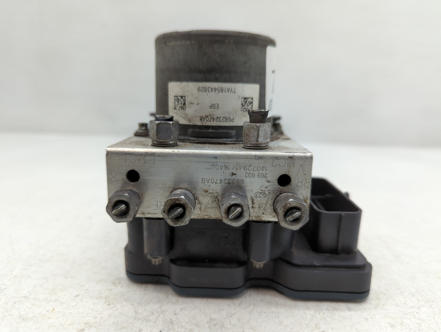 2015 Chrysler 200 ABS Pump Control Module Replacement P/N:P68232470AB Fits OEM Used Auto Parts - Oemusedautoparts1.com