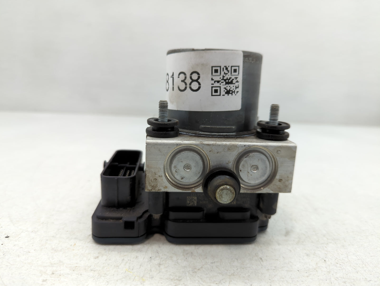 2015 Chrysler 200 ABS Pump Control Module Replacement P/N:P68232470AB Fits OEM Used Auto Parts - Oemusedautoparts1.com