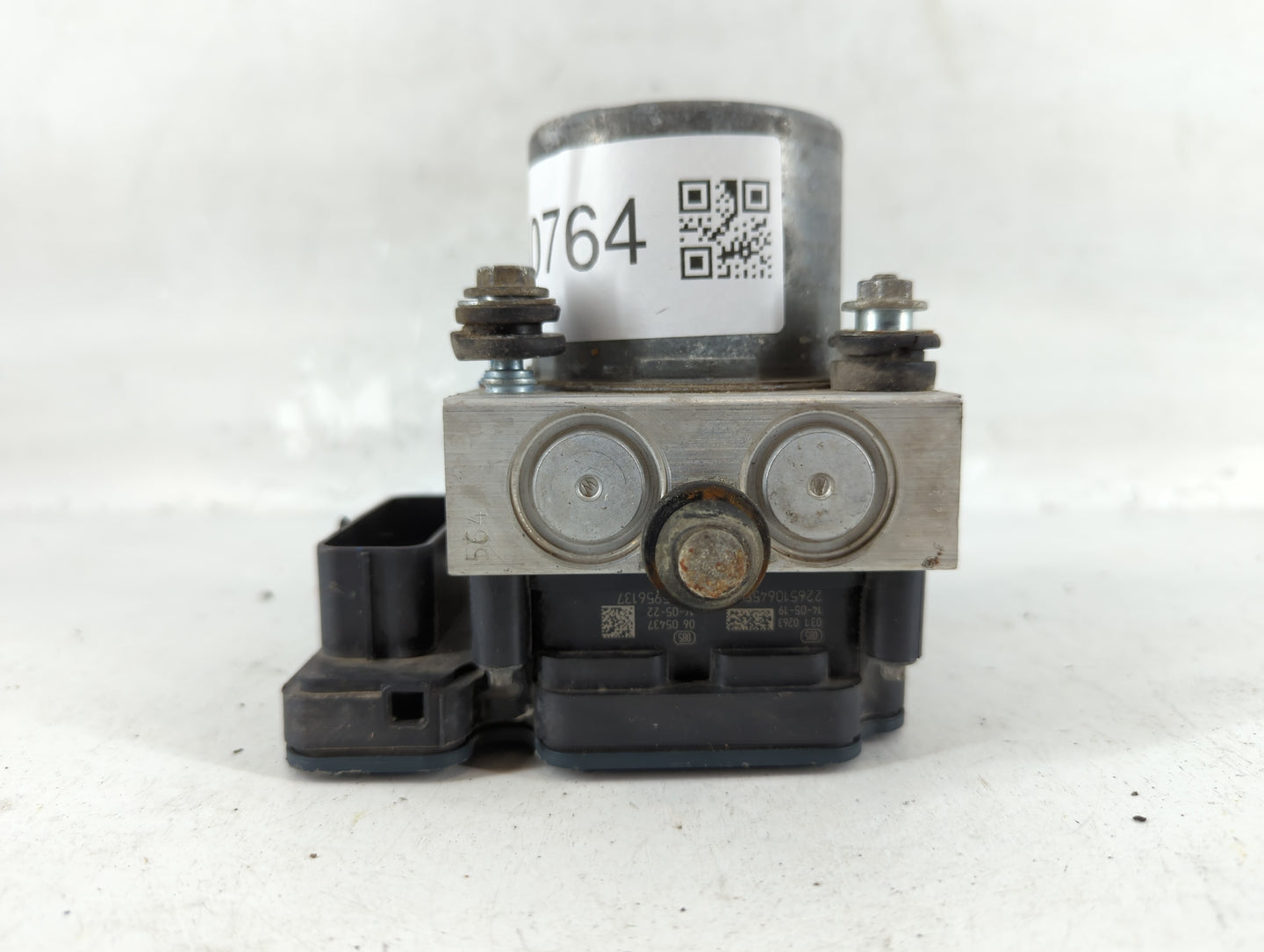 2015 Chrysler 200 ABS Pump Control Module Replacement P/N:P68232470AB Fits OEM Used Auto Parts - Oemusedautoparts1.com