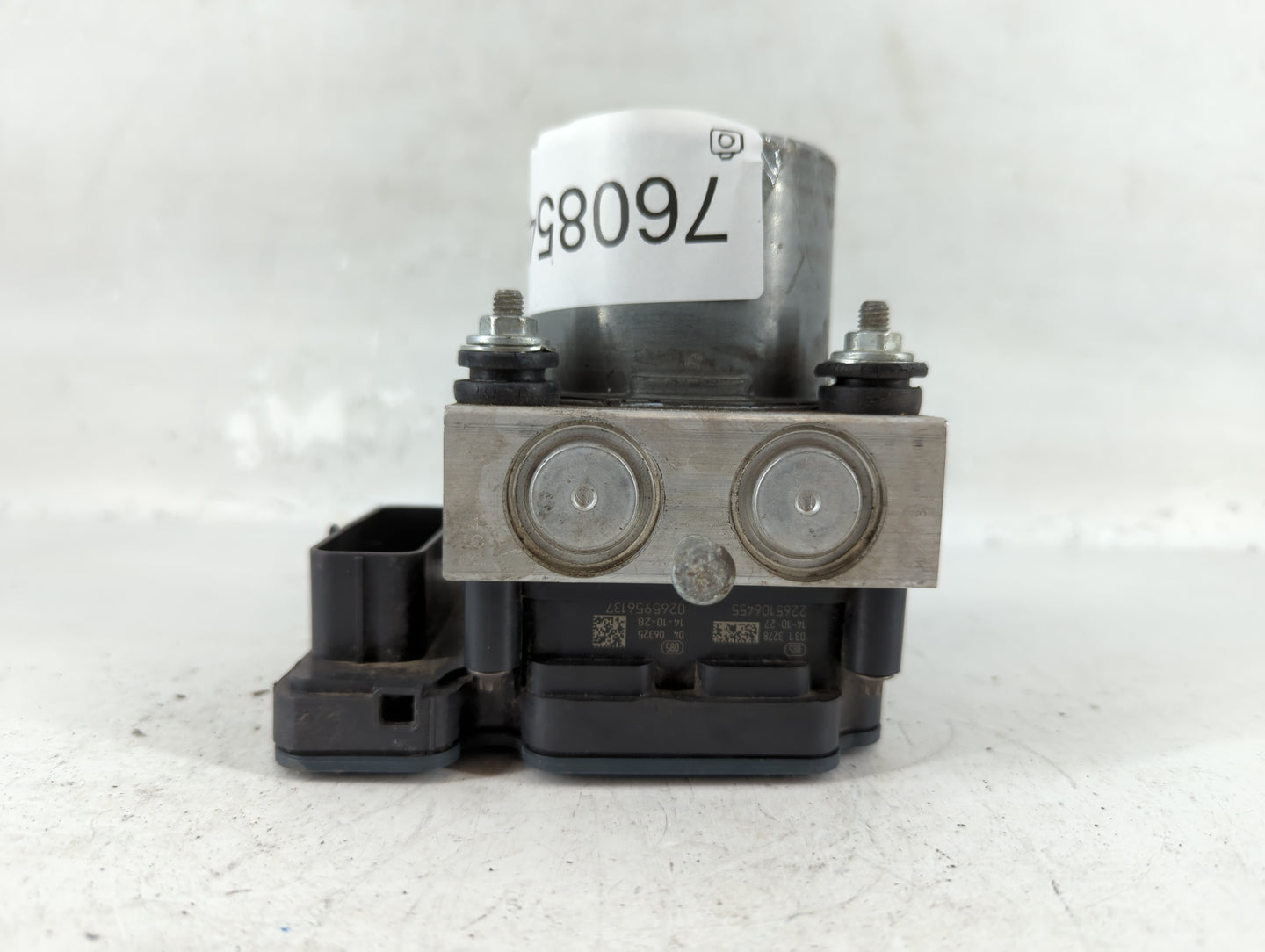 2015 Chrysler 200 ABS Pump Control Module Replacement P/N:P68232470AB Fits OEM Used Auto Parts - Oemusedautoparts1.com