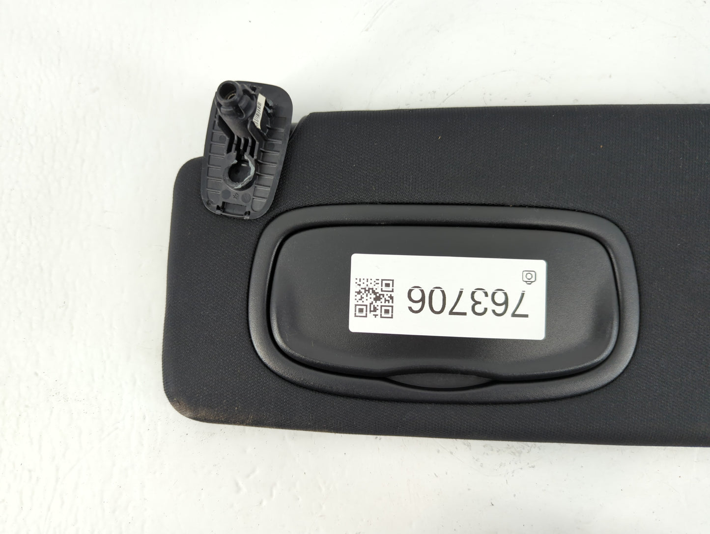 2015 Chrysler 200 Sun Visor Shade Replacement Driver Left Mirror Fits OEM Used Auto Parts - Oemusedautoparts1.com