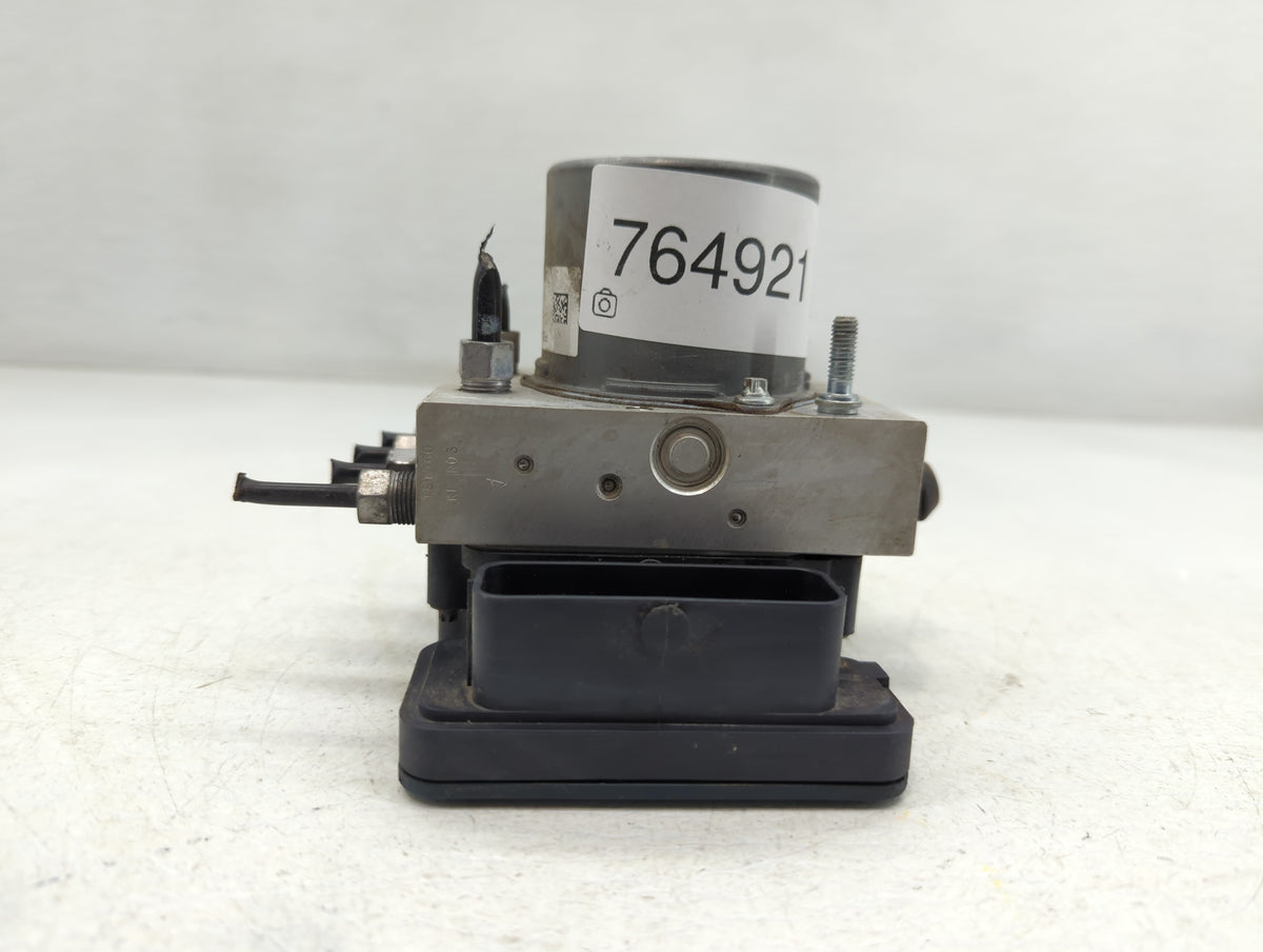2015 Chrysler 200 Anti-Lock Brake ABS Pump Module Actuator OEM P/N:P68232470AB Fits OEM Used Auto Parts - Oemusedautoparts1.