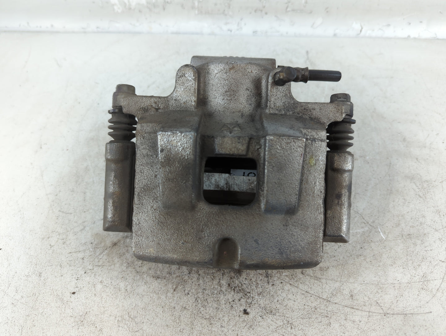 2015-2017 Chrysler 200 Rear Driver Left Brake Caliper - Oemusedautoparts1.com