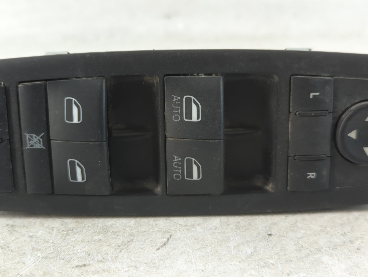 2015-2017 Chrysler 200 Master Power Window Switch Replacement Driver Side Left P/N:68231805AA Fits Fits 2013 2014 2015 2016 