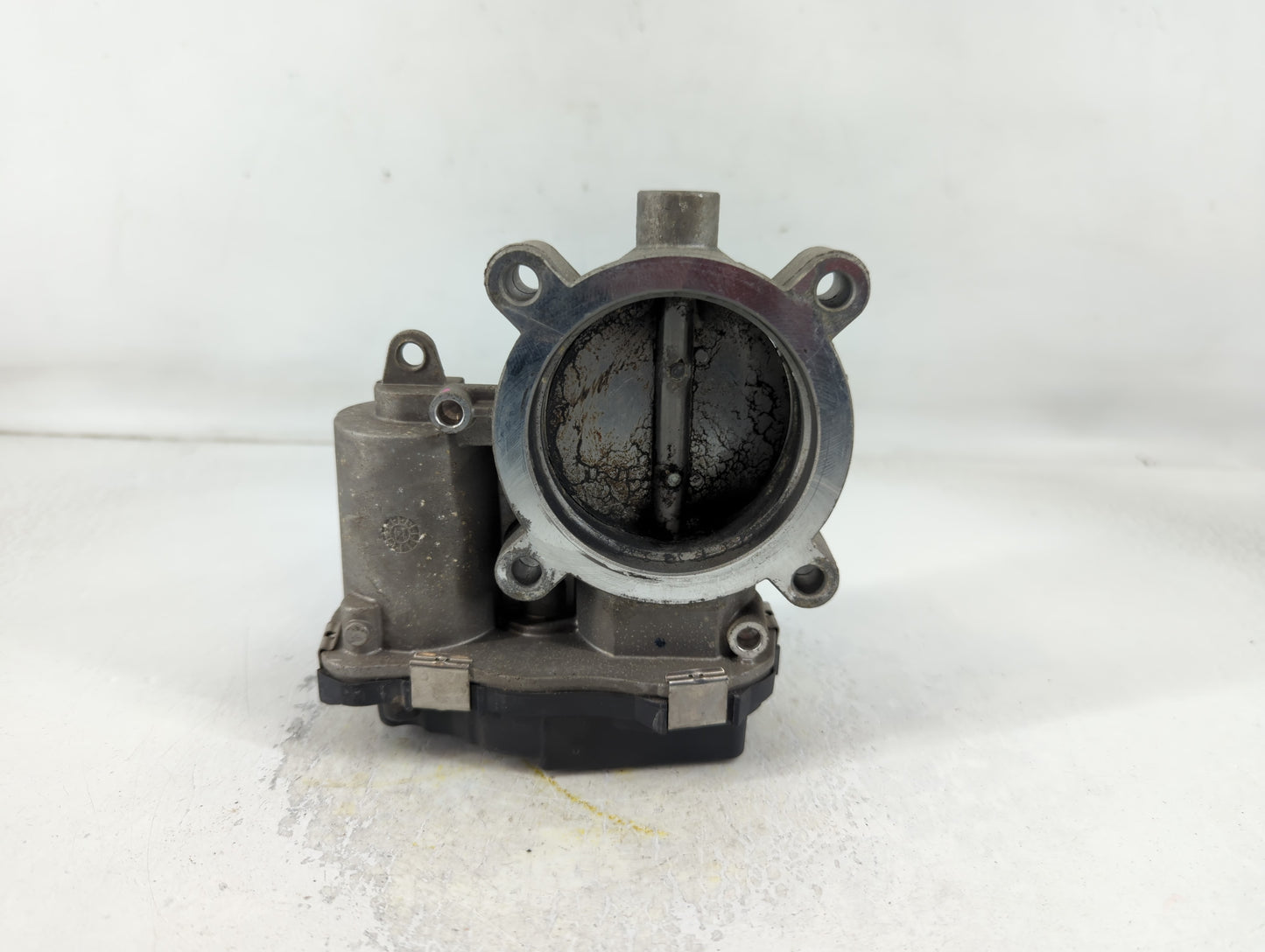 2015-2017 Chrysler 200 Throttle Body P/N:04891970AB Fits Fits 2014 2015 2016 2017 2018 2019 2020 2021 2022 OEM Used Auto Par