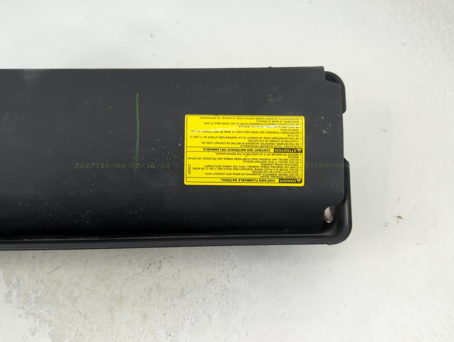 2015-2017 Chrysler 200 Air Bag Driver Left Knee OEM P/N:P68148438AB Fits Fits 2015 2016 2017 OEM Used Auto Parts - Oemusedau