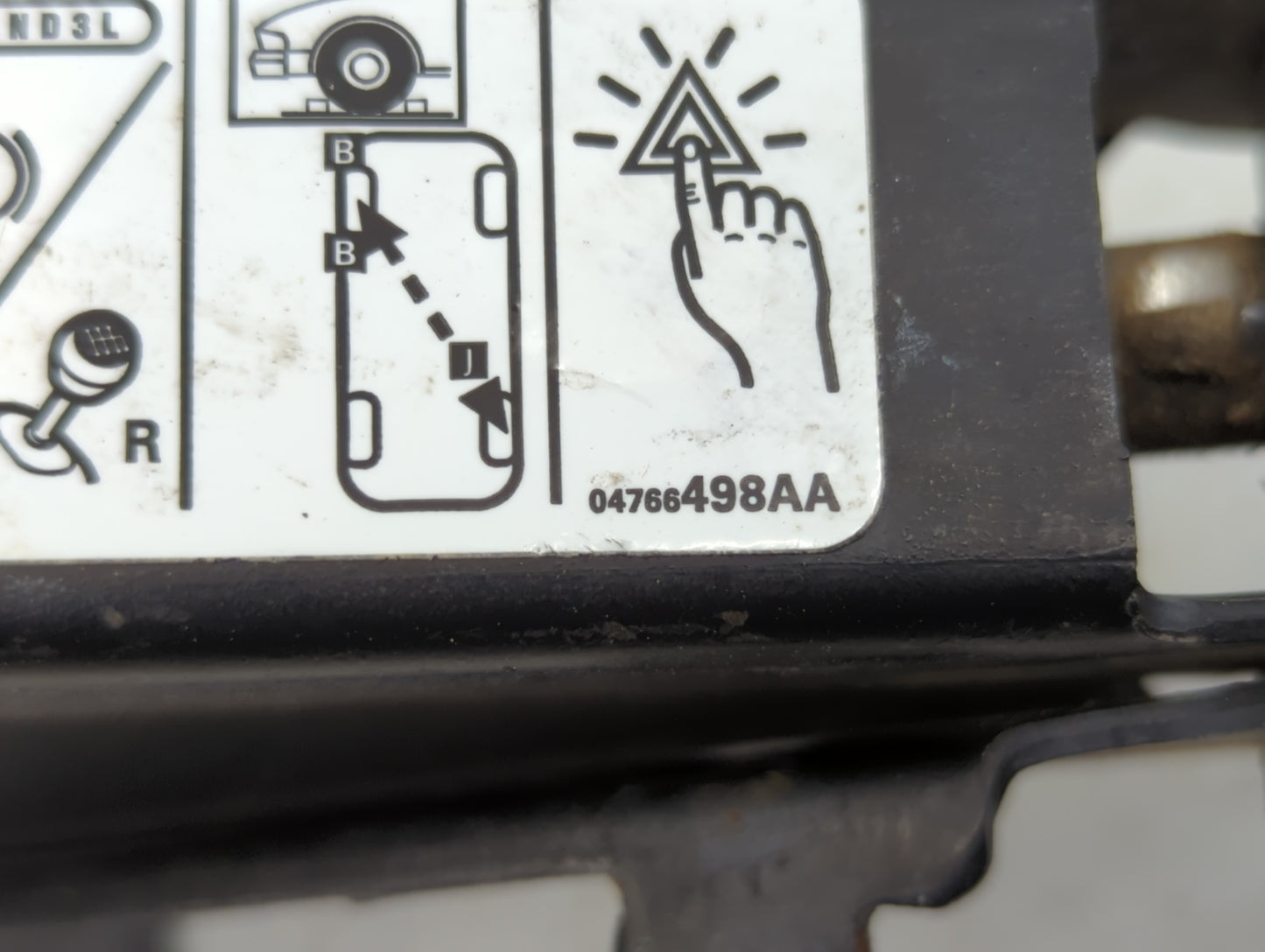 2015 Chrysler 200 Spare Scissor Car Jack - Oemusedautoparts1.com