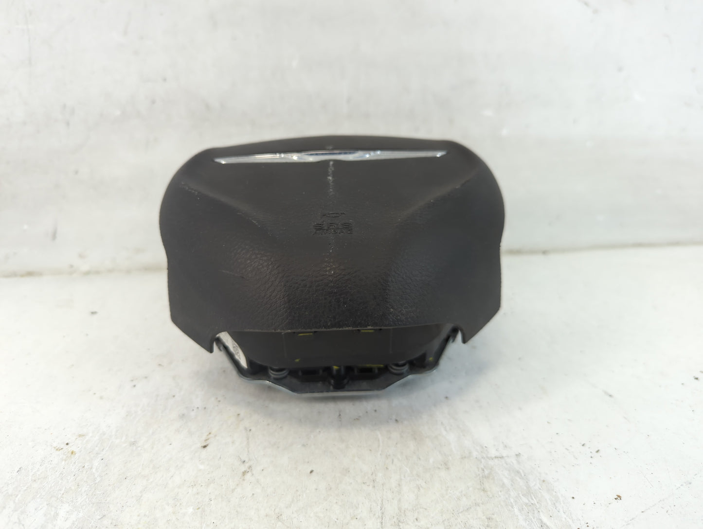 2015-2017 Chrysler 200 Air Bag Driver Left Steering Wheel Mounted - Oemusedautoparts1.com